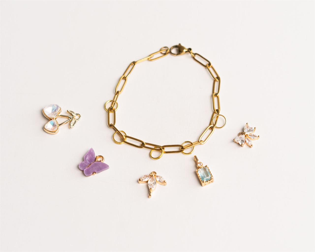 The Victoria (Bracelet)